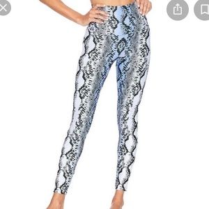Beach Riot Blue Snake Leggings Sz S